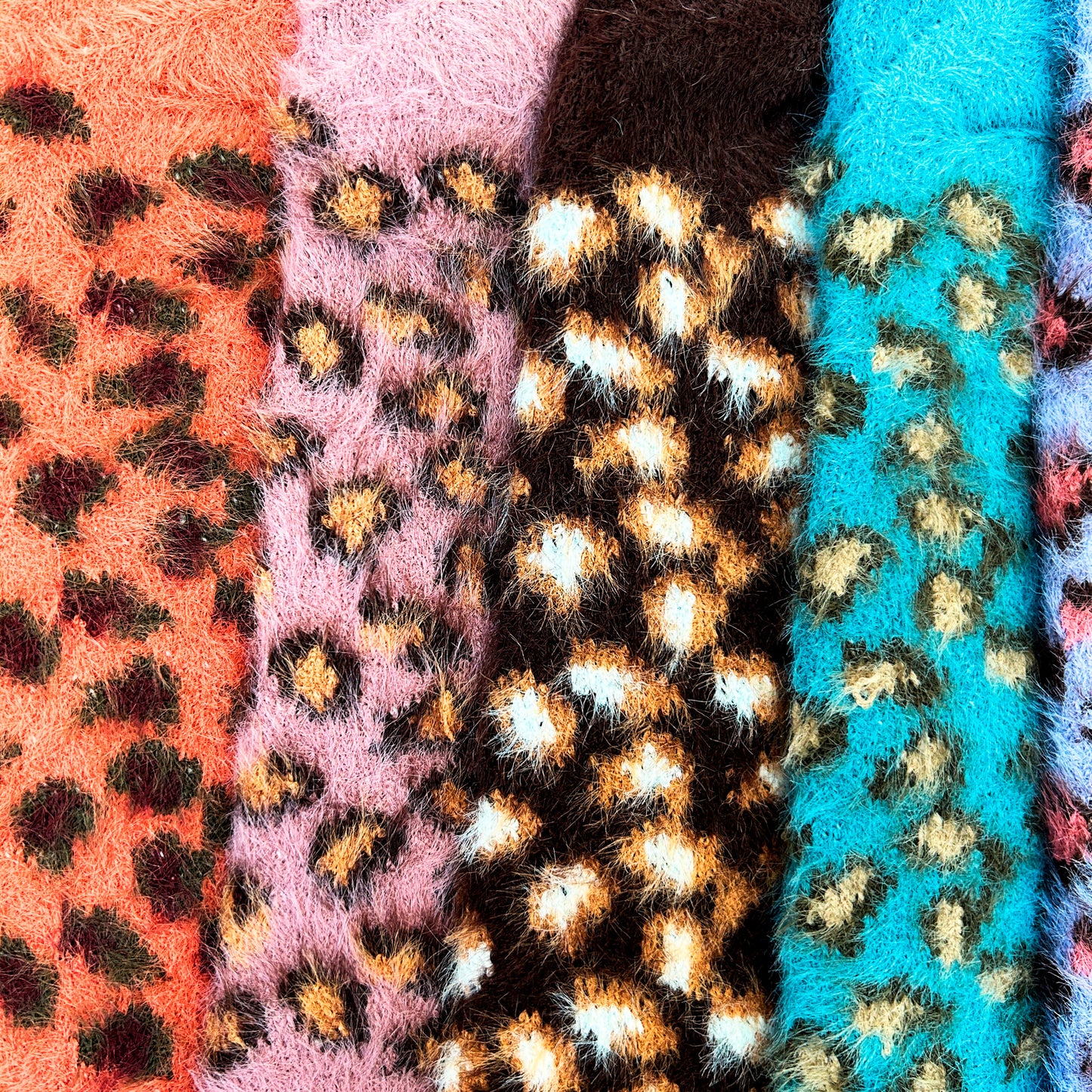 Calceta Afelpada De Invierno Para Dama Paquete De 12 Pares Confección Suave Talla Única Calidad Acogedora Estilo Versátil Diseños Variados Ye Store