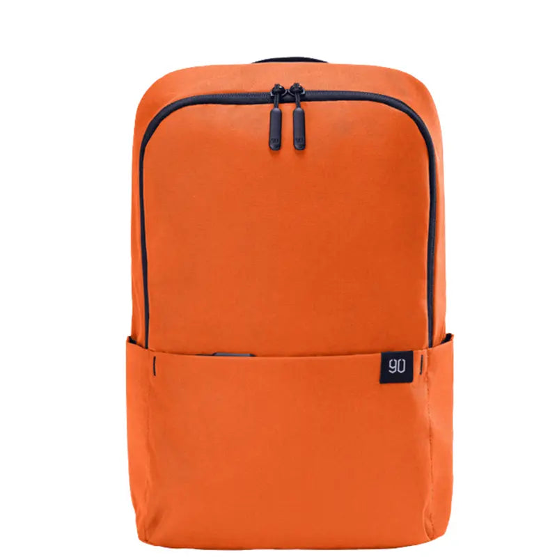 Mochila Casual de Mano 12" Estilo Minimalista y Funcionalidad Tamaño Compacto Resistente y Duradera Perfecta para Uso Diario