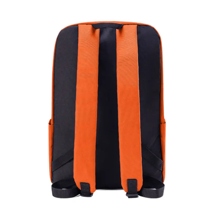 Mochila Casual de Mano 12" Estilo Minimalista y Funcionalidad Tamaño Compacto Resistente y Duradera Perfecta para Uso Diario