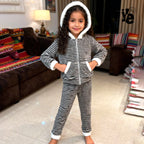 Pijama Térmica Infantil de 2 Piezas: Sudadera con Orejitas y Pantalón Ultra Suave